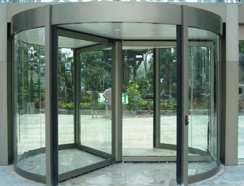 給你的門(mén)口安個(gè)翅膀，多瑪兩翼旋轉(zhuǎn)門(mén)給你不一樣的生活