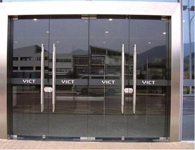 門用防倒鏈、門用安全裝置作用、地彈門防倒鏈